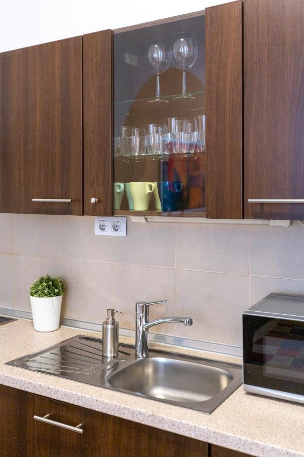 Cozy Home By Bella In The Heart Of Budapest Exterior photo